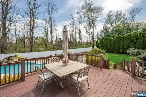 18 Renshaw Drive Montville Township NJ 07045