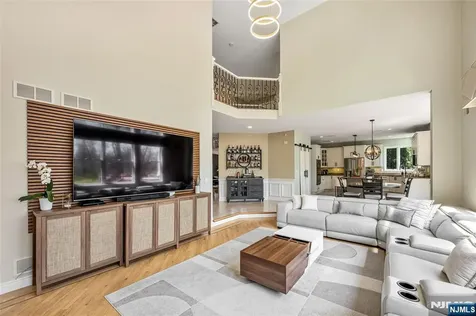 18 Renshaw Drive Montville Township NJ 07045