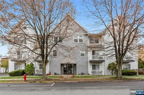 483 Forest Kearny NJ 07032