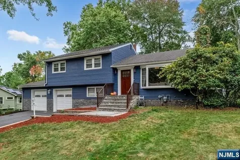 717 Orange Court River Vale NJ 07675