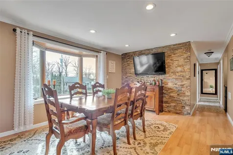 85 Larsen Road West Milford NJ 07480