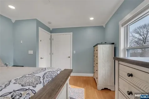 85 Larsen Road West Milford NJ 07480