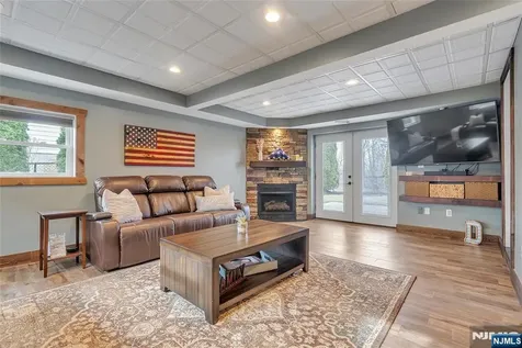 85 Larsen Road West Milford NJ 07480