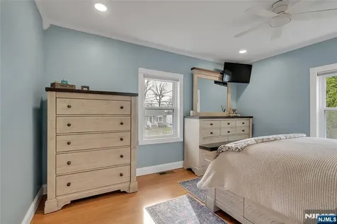 85 Larsen Road West Milford NJ 07480