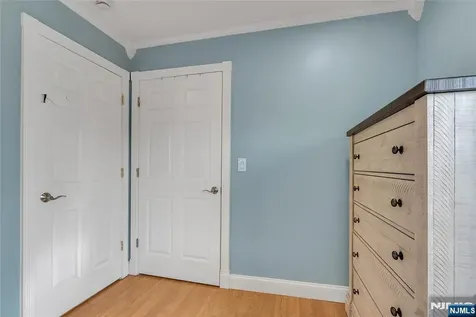 85 Larsen Road West Milford NJ 07480