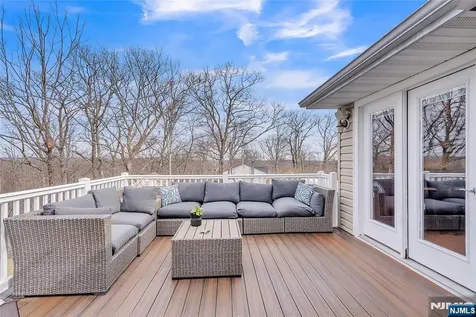 85 Larsen Road West Milford NJ 07480