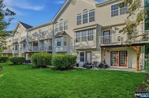 2 Marina Drive Bayonne NJ 07002