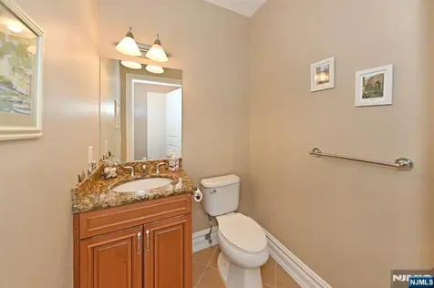 2303 Rio Vista Lane Northvale NJ 07647