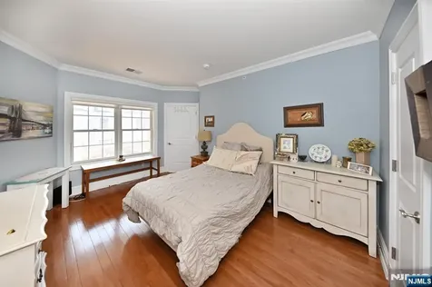 2303 Rio Vista Lane Northvale NJ 07647