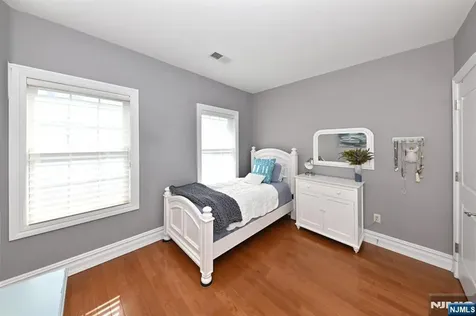 2303 Rio Vista Lane Northvale NJ 07647
