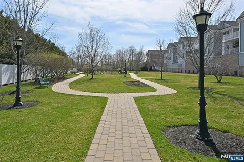 2303 Rio Vista Lane Northvale NJ 07647