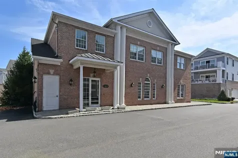 2303 Rio Vista Lane Northvale NJ 07647