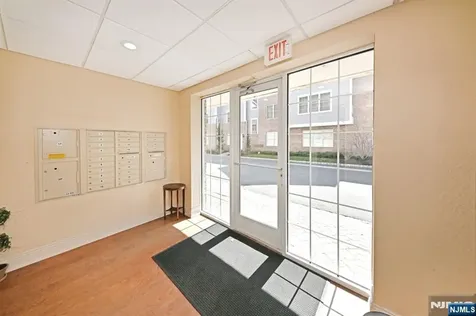 2303 Rio Vista Lane Northvale NJ 07647
