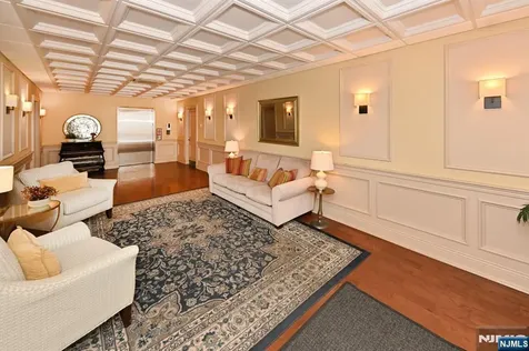 2303 Rio Vista Lane Northvale NJ 07647