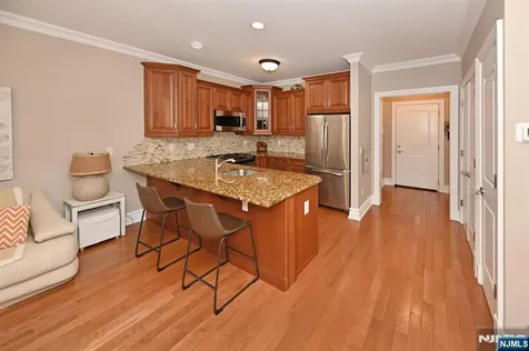 2303 Rio Vista Lane Northvale NJ 07647