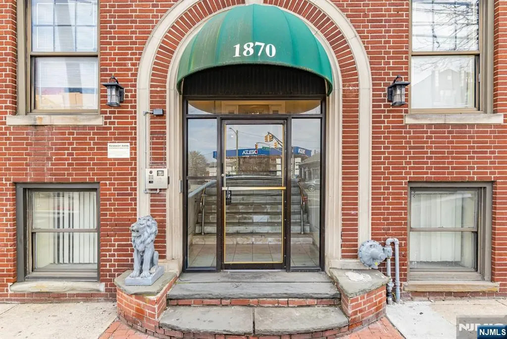 1870 John F Kennedy Boulevard Jersey City NJ 07304