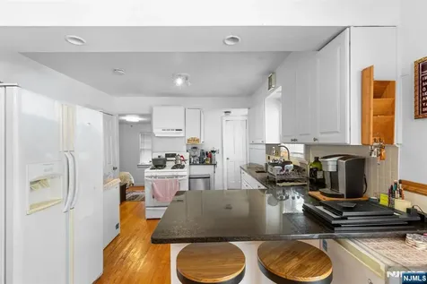 271 Outwater Lane Saddle Brook NJ 07663
