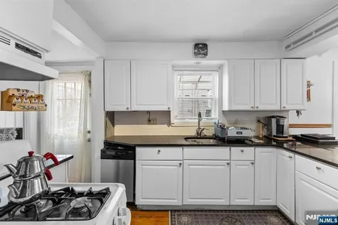 271 Outwater Lane Saddle Brook NJ 07663