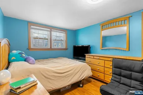 271 Outwater Lane Saddle Brook NJ 07663