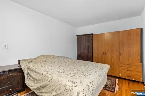 271 Outwater Lane Saddle Brook NJ 07663