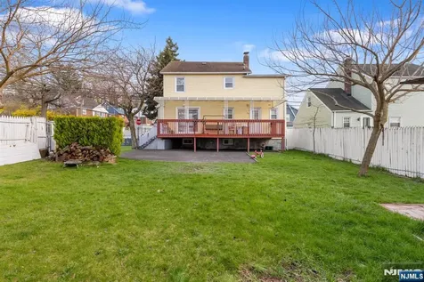 271 Outwater Lane Saddle Brook NJ 07663