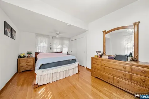 539 Bergen Boulevard Ridgefield NJ 07657