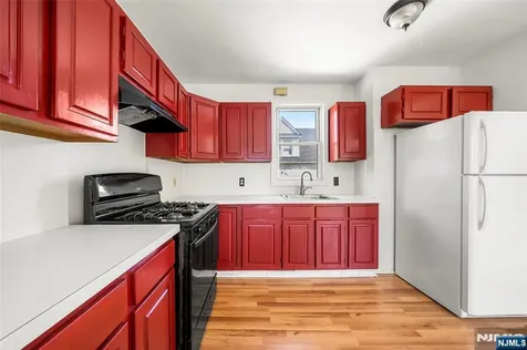 539 Bergen Boulevard Ridgefield NJ 07657