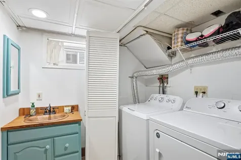 501 Chase Avenue Lyndhurst NJ 07071