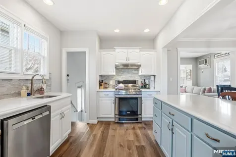 501 Chase Avenue Lyndhurst NJ 07071