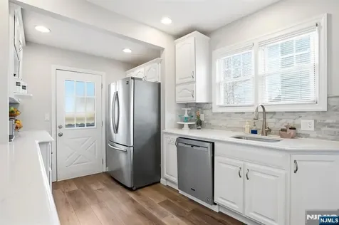 501 Chase Avenue Lyndhurst NJ 07071