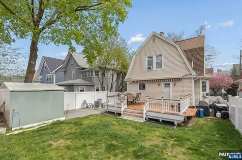 36 Hasbrouck Place Rutherford NJ 07070