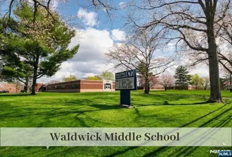 29 Lindbergh Parkway Waldwick NJ 07463