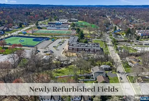 29 Lindbergh Parkway Waldwick NJ 07463