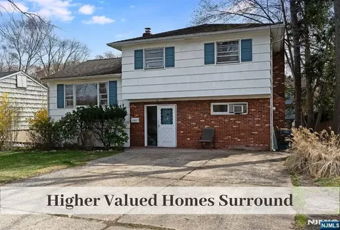 29 Lindbergh Parkway Waldwick NJ 07463