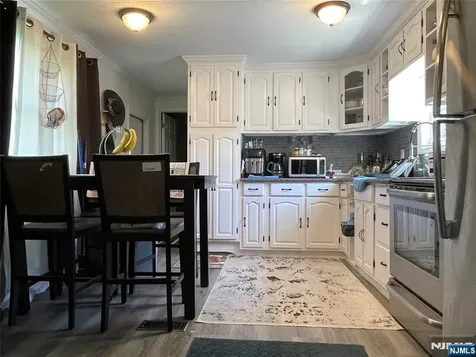 28 Finns Drive Wayne NJ 07470