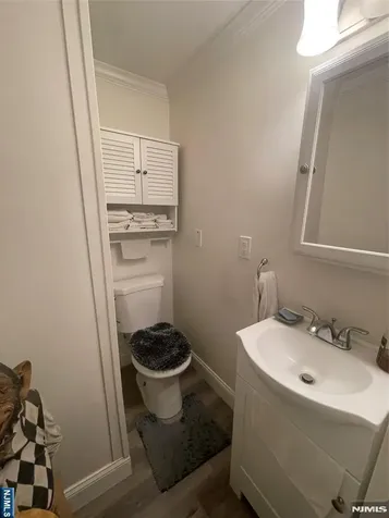 28 Finns Drive Wayne NJ 07470