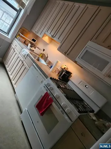 303 Hamilton Place Hackensack NJ 07601