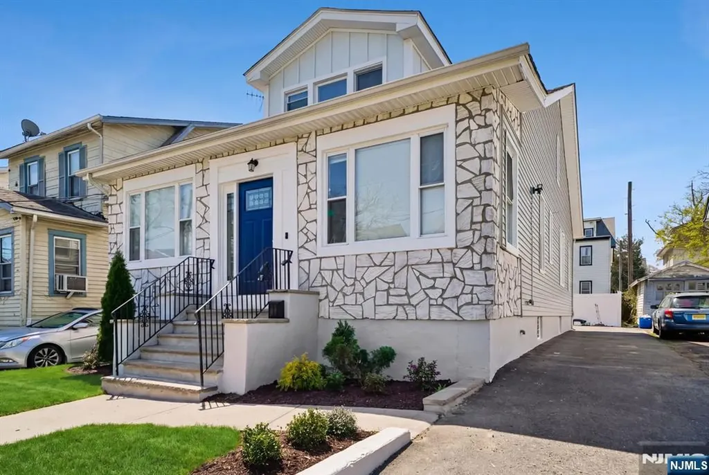 55 Naden Avenue Irvington NJ 07111