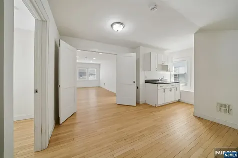 55 Naden Avenue Irvington NJ 07111