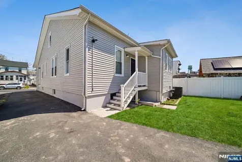 55 Naden Avenue Irvington NJ 07111