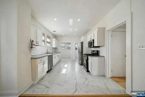55 Naden Avenue Irvington NJ 07111