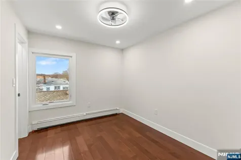 633 Lafayette Avenue Hawthorne NJ 07506