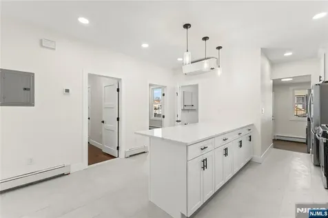 633 Lafayette Avenue Hawthorne NJ 07506
