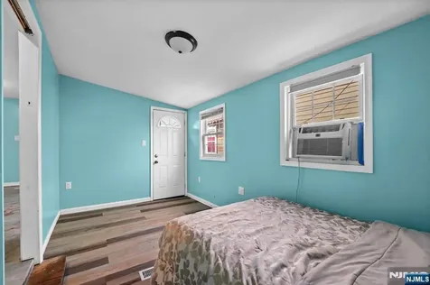 21 Helen Drive Moonachie NJ 07074
