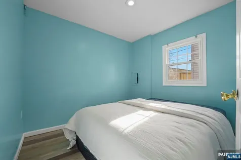 21 Helen Drive Moonachie NJ 07074