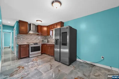 21 Helen Drive Moonachie NJ 07074