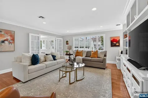 20 Parkview Drive Millburn NJ 07041