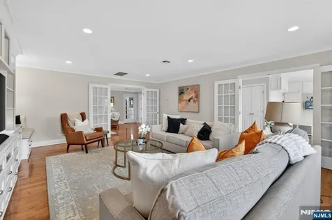 20 Parkview Drive Millburn NJ 07041