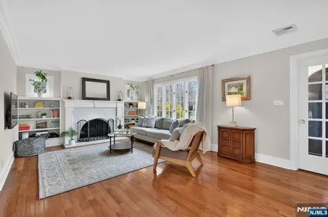 20 Parkview Drive Millburn NJ 07041