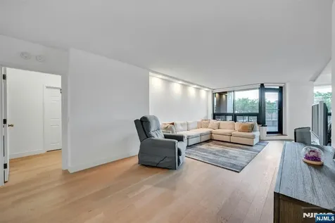 800 Palisade Avenue Fort Lee NJ 07024